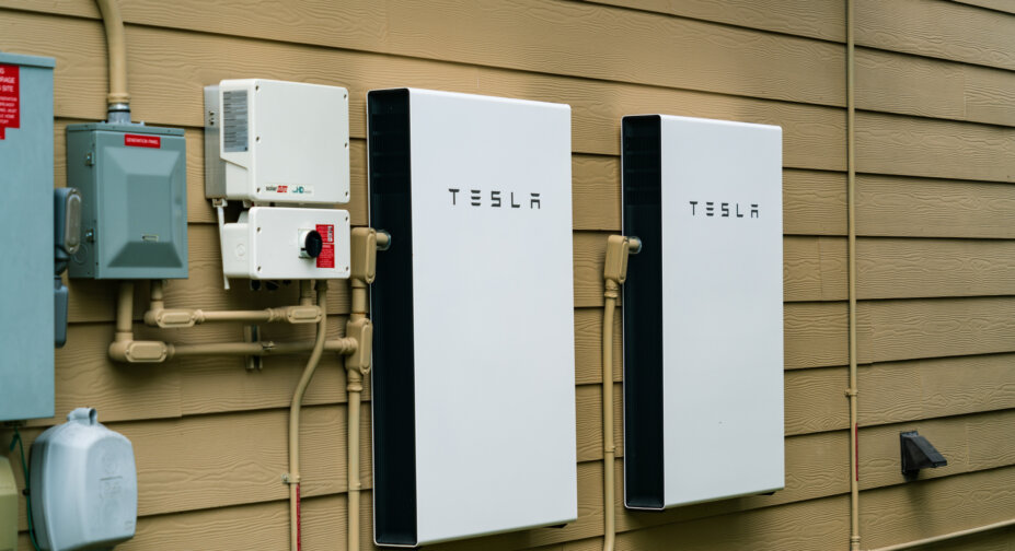 tesla battery energy storage system for australian business and home